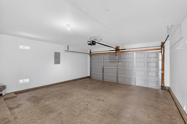 Building Photo - 3305 Tin Cup Rd