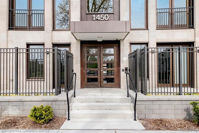 Building Photo - 1450 Townsend St