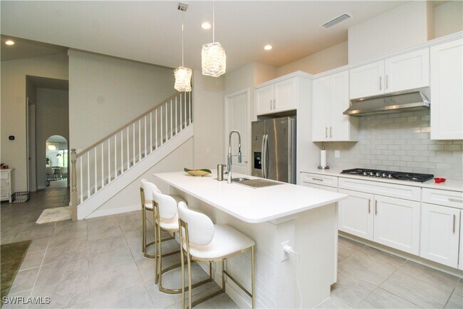 Building Photo - 14803 Loggerhead Dr