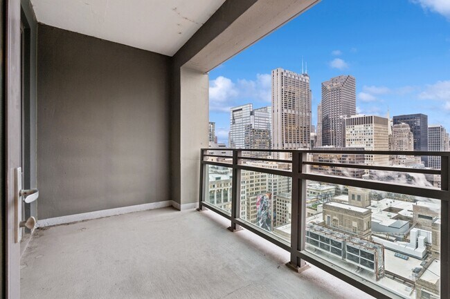 Building Photo - 130 N Garland Ct