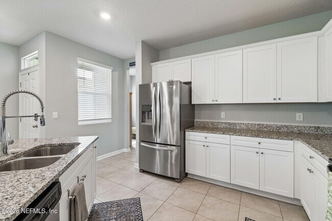 Building Photo - 49 Pasadena Dr