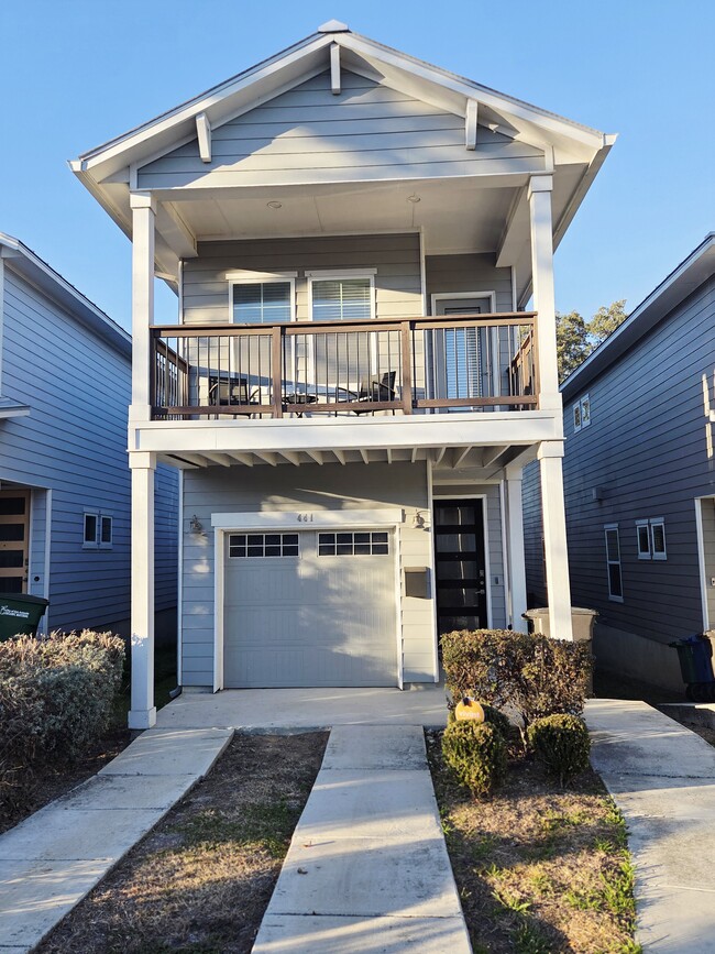 Building Photo - 441 Natalen Ave