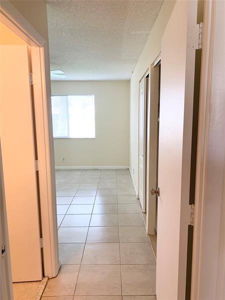 Building Photo - 6224 Country Fair Cir