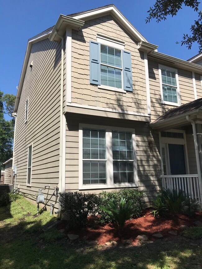 Building Photo - 23734 Pebworth Pl