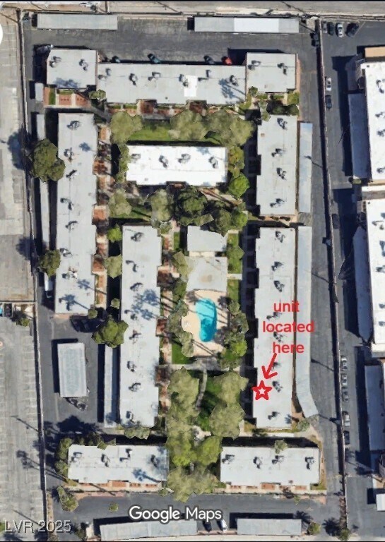 Building Photo - 350 E Desert Inn Rd