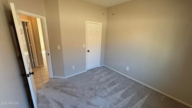 Building Photo - 2587 W Patagonia Way