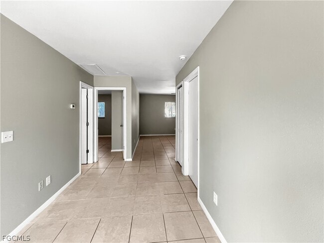 Building Photo - 17435 Barbara Dr