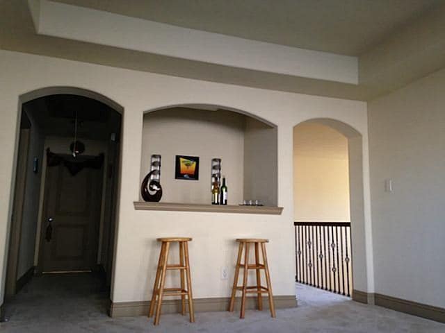 Building Photo - 2111 Spicewood Dr