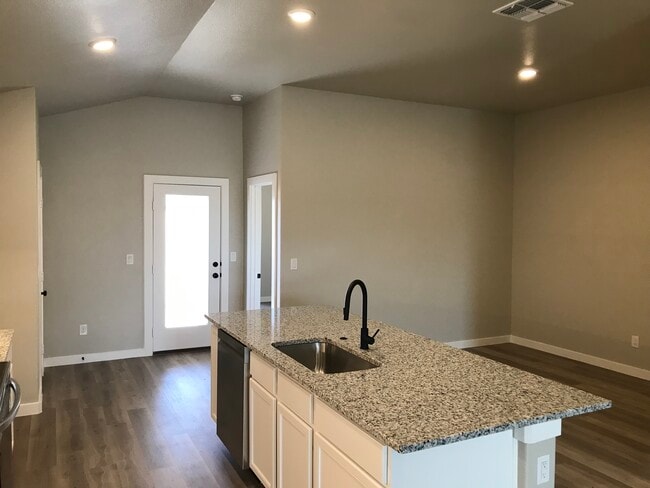 Building Photo - 3612 Urbana Pl