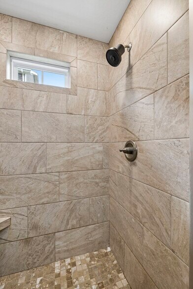 Building Photo - 1151 Eagles Bluff Dr