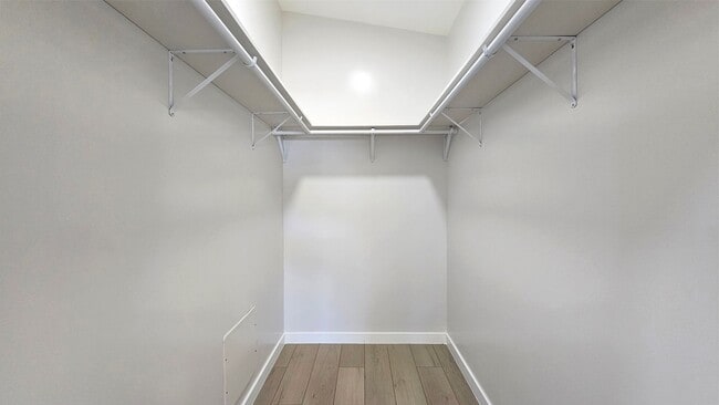 Building Photo - Waialae Nui Ridge - Renovated 4 bedroom, 3...