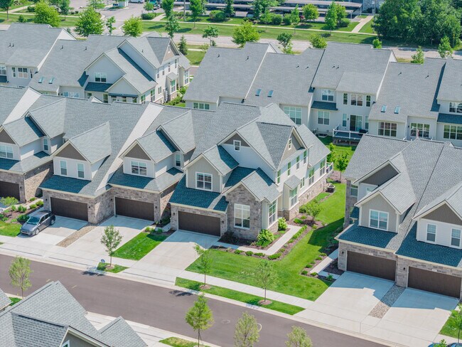 Building Photo - 3081 N Spurway Dr