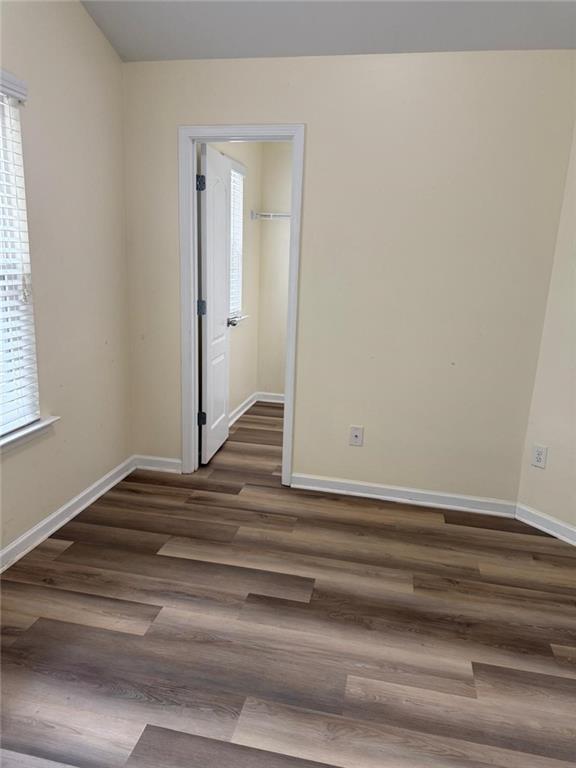 Building Photo - 493 Lobdale Falls Dr