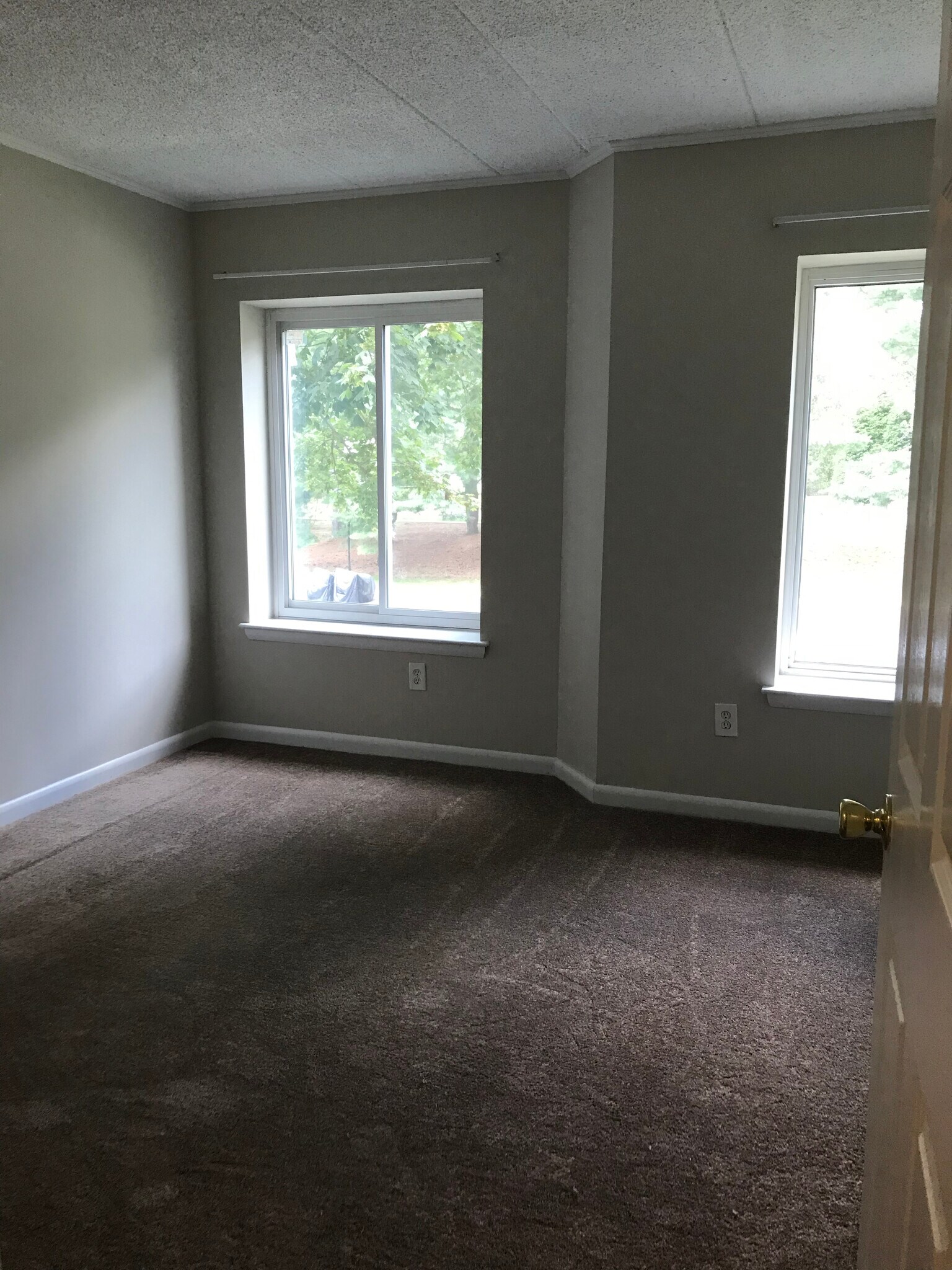 Second bedroom - 127 Leedom Way
