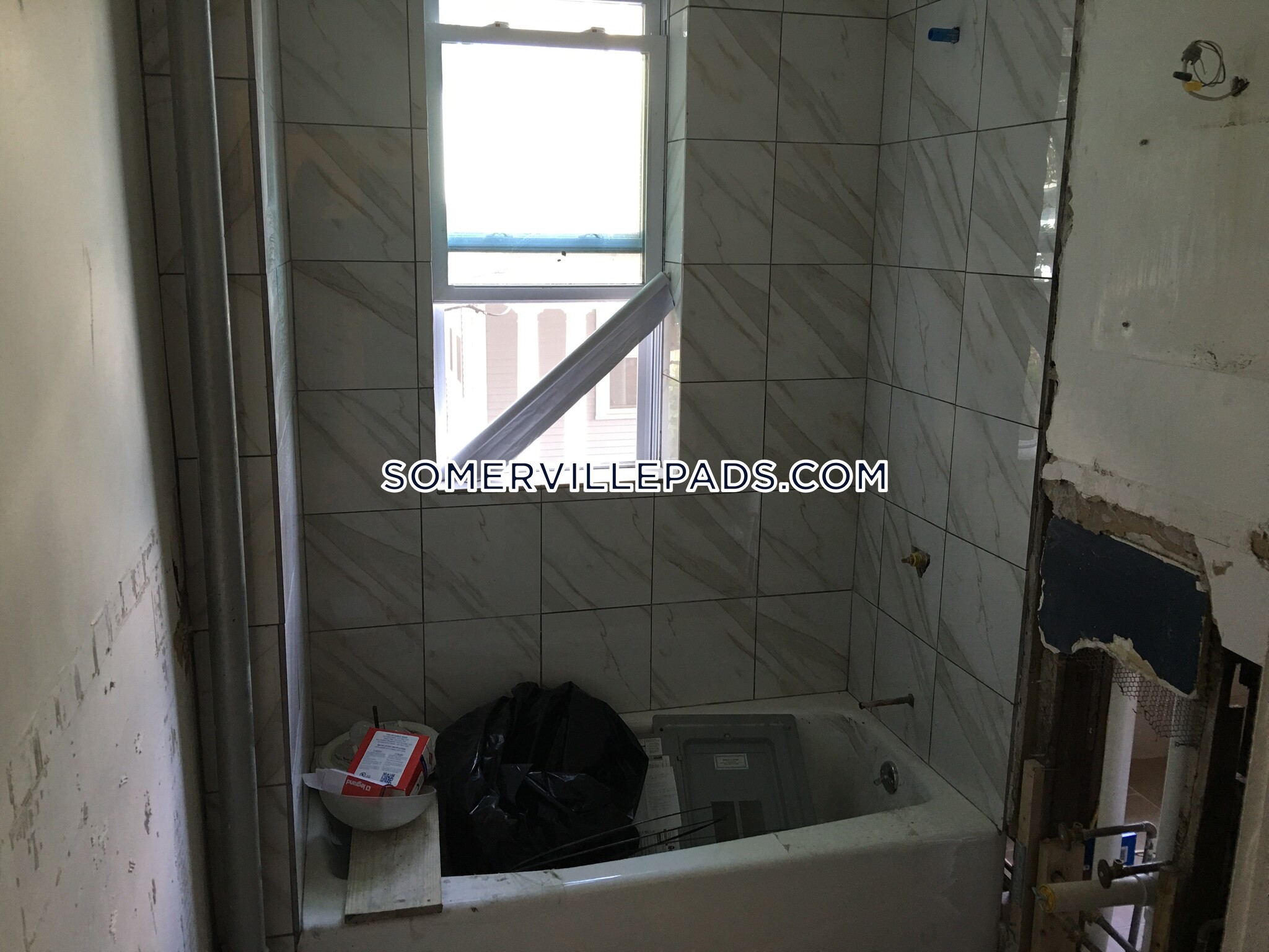 Building Photo - 155 Summer St