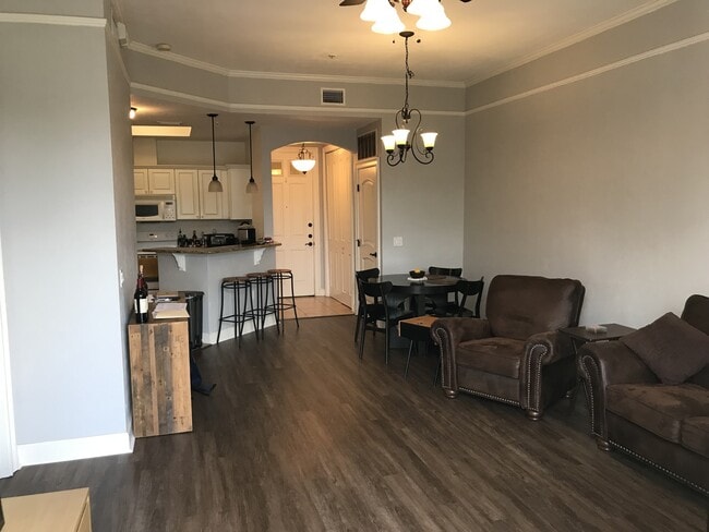 Building Photo - Jackson Square - 2 Bedroom, 2 Bathroom Condo