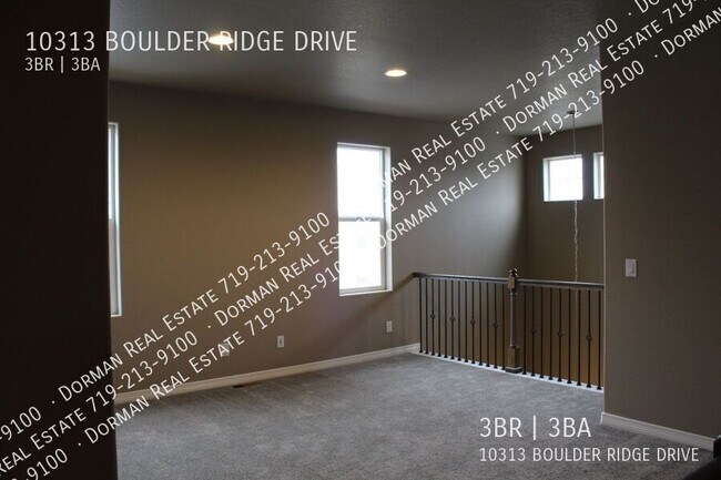 Building Photo - 10313 Boulder Ridge Dr