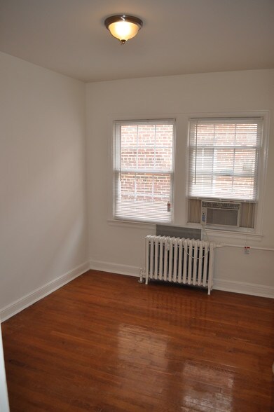 bedroom 2 - 2443 40th St NW