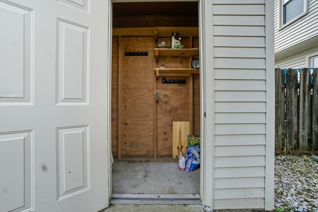 Building Photo - 5106 Radcliff Cir