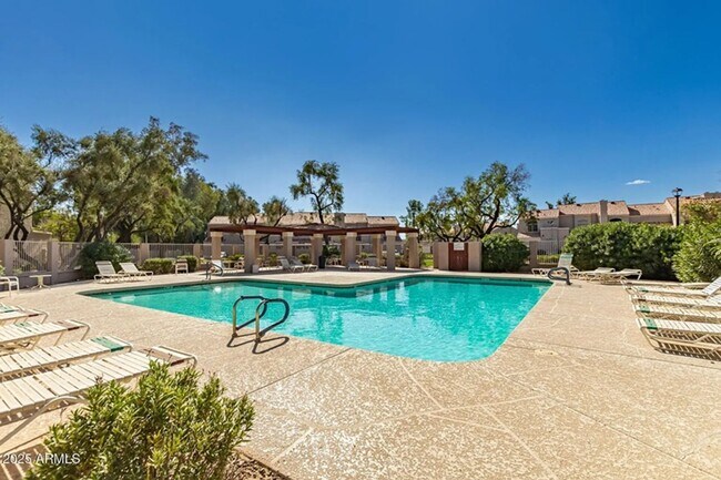 Building Photo - 3 Bedroom Townhome at Townes at Southpark ...