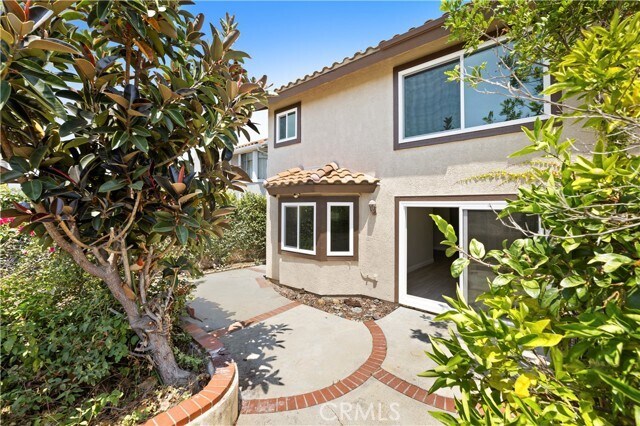 Building Photo - 24242 Briones Dr
