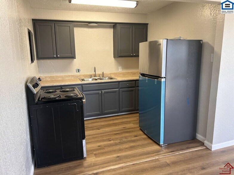 Building Photo - 1314 NW Irwin Ave