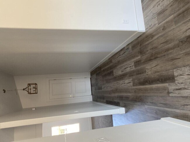 Building Photo - 2079 3125 W