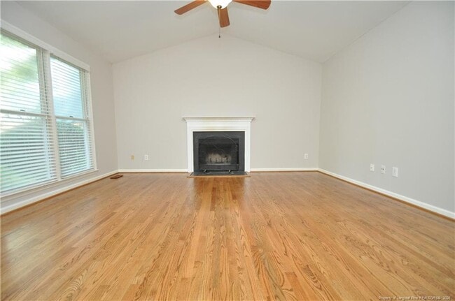 Building Photo - 2128 Leadenhall Way