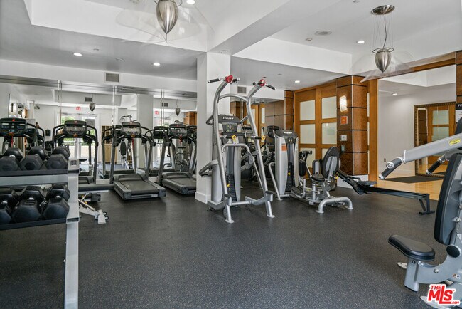 Building Photo - 100 S Alameda St