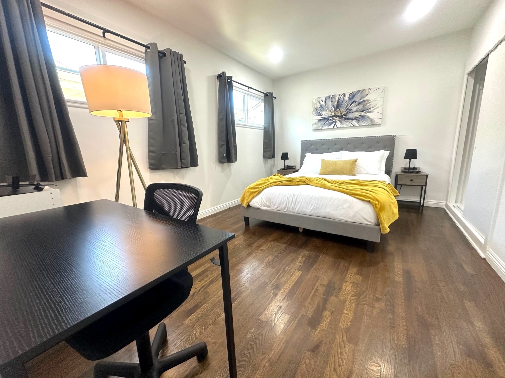 Building Photo - 15732 Covello St