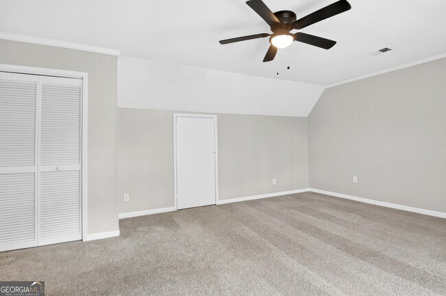 Building Photo - 104 Timber Walk