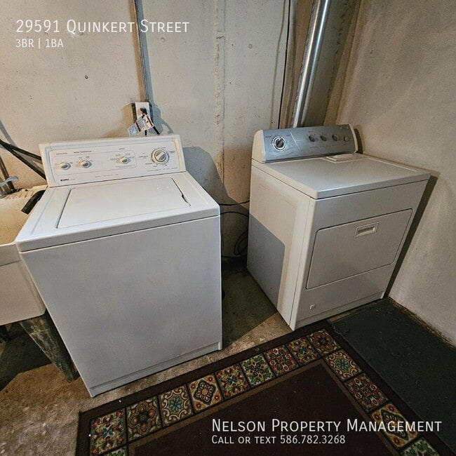 Building Photo - 29591 Quinkert St