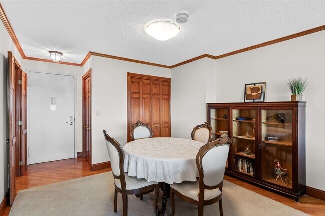 Building Photo - 151 Tremont St