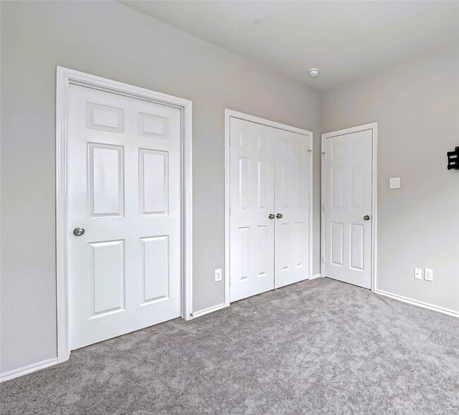 Building Photo - 3115 Roseland Terrace Ln