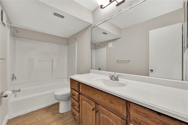 Building Photo - 2 Escondido Cir