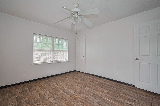 Building Photo - 423 Gammon Dr