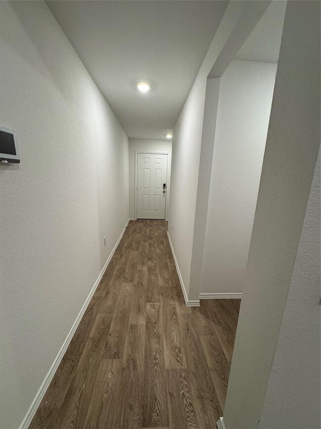 Building Photo - 15117 Afleet Alex St