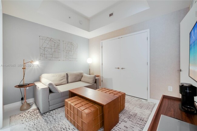 Building Photo - 851 NE 1st Ave