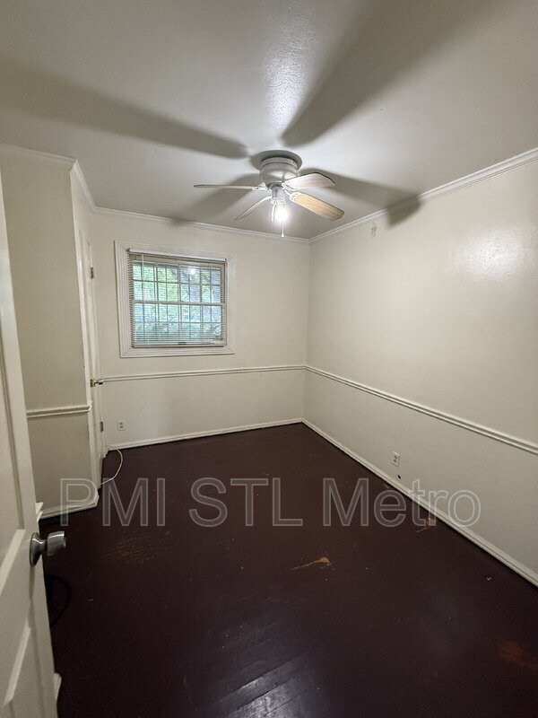 Building Photo - 10816 Spring Garden Dr