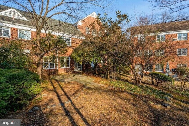 Building Photo - 1538 Mt Eagle Pl