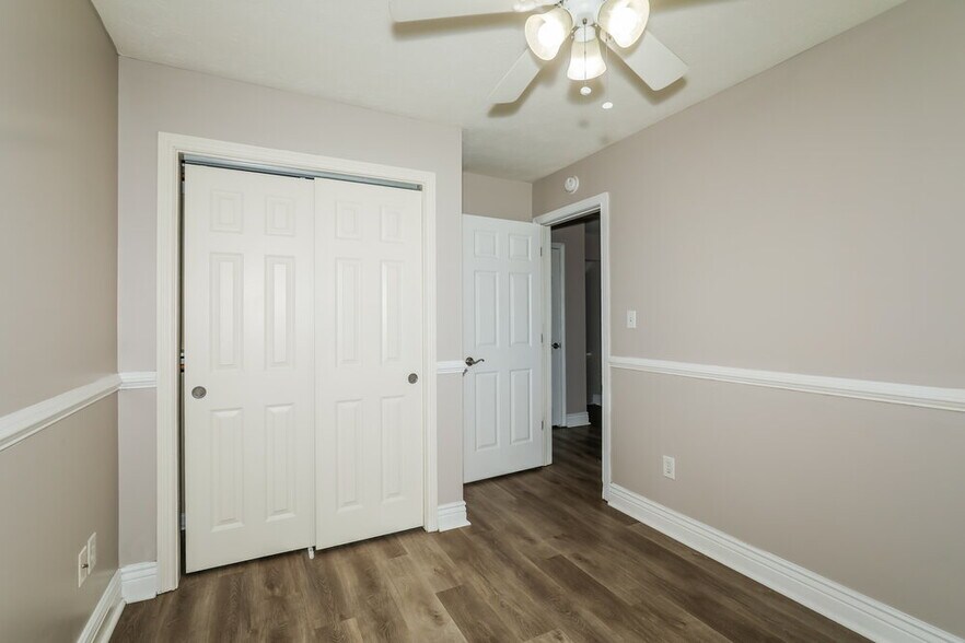 Building Photo - 10207 Carmine Dr
