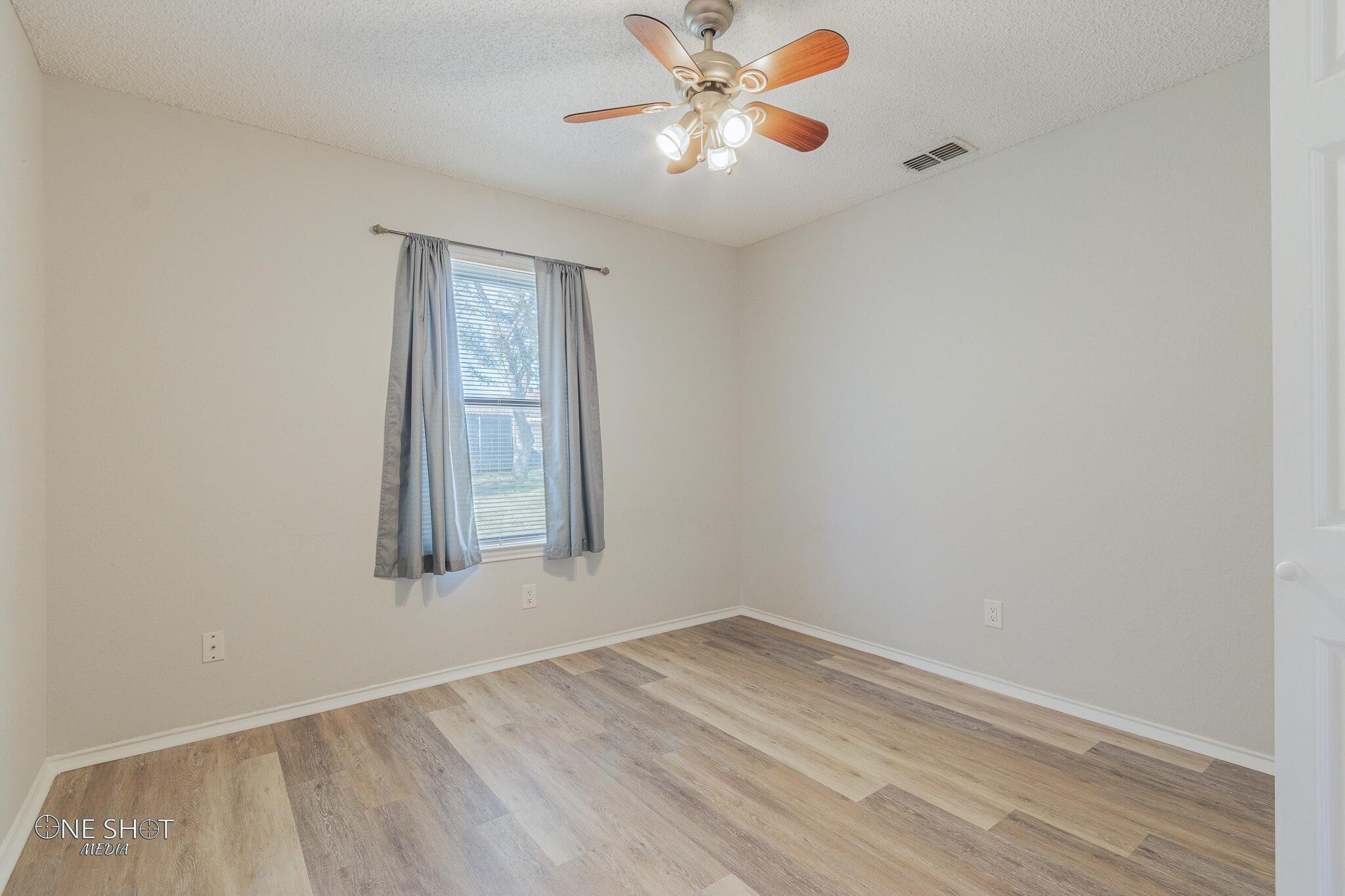 Building Photo - 2957 Oak Ridge Ct