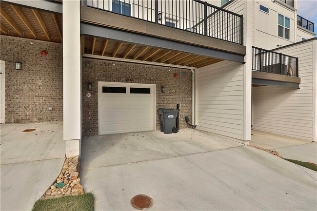 Building Photo - 2549 Astaire Ct NW