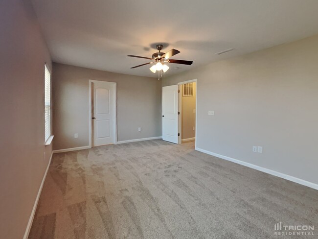 Building Photo - 3234 Winding Br Trl
