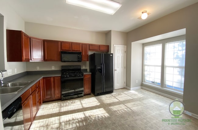 Building Photo - 222 Cambria Ct