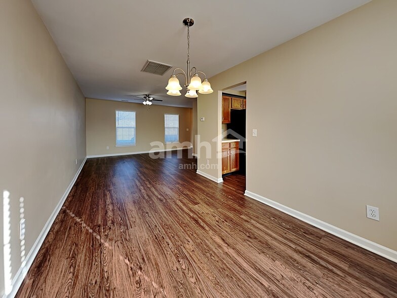 Building Photo - 120 Denby Dr