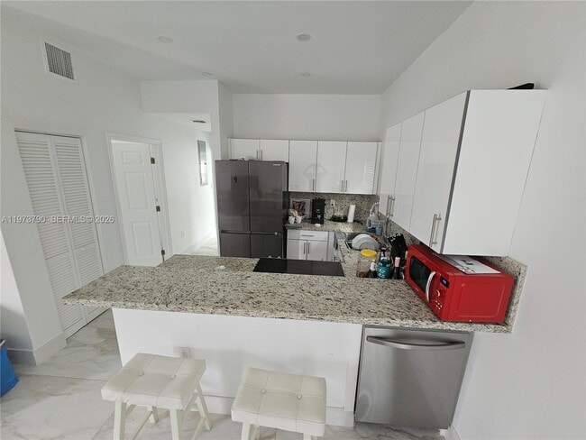 Building Photo - 6130 Grant St