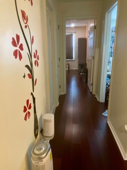 2nd floor - 1805 Pheasant Run