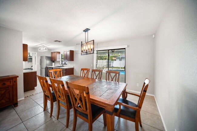 Building Photo - Heated Pool. Premium Upgrades. Fully Renov...