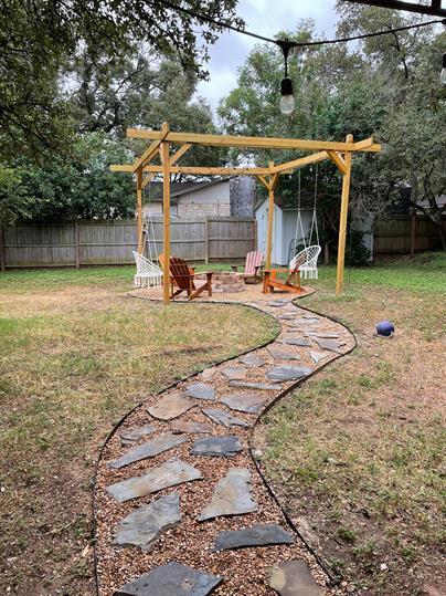 Building Photo - 710 Bosque Trail